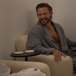 Silk Wax & Esthetics  - Couples treatment