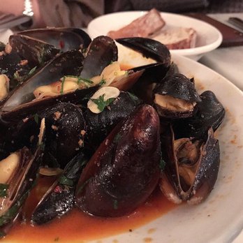 Neptune Oyster - Chatham Blue Mussels - Seafood Near Me - Boston, Massachusetts