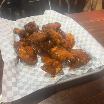 Smokints BBQ & Bar - Chicken 12 Wings - Barbeque Near Me - Las Vegas, Nevada Smokints BBQ & Bar - Chicken 12 Wings - Barbeque Near Me - Las Vegas, Nevada