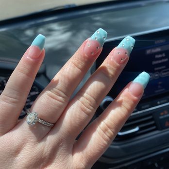 Boutique Nails & Spa - Nail Salons Near Me - Glendale, Arizona