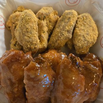 Steve's Chicken - Snowing and Supreme - Chicken Wings Near Me - Aiea, Hawaii Steve's Chicken - Snowing and Supreme - Chicken Wings Near Me - Aiea, Hawaii