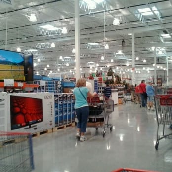 Costco Wholesale - Turn signals and stop signs might actually be useful here. - Wholesale Stores Near Me - Columbus, Ohio Costco Wholesale - Turn signals and stop signs might actually be useful here. - Wholesale Stores Near Me - Columbus, Ohio