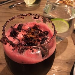 Loma 42 - L.42 : Vodka, licor de Pachará, Jamaica. Con mucho carácter y deliciosa.