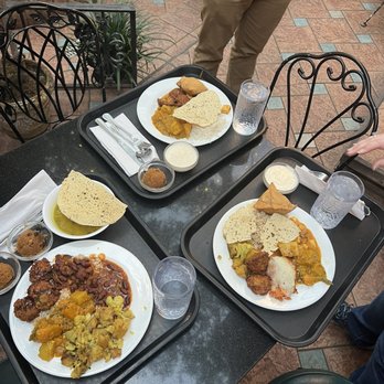 Kalachandji's - Lunch in the courtyard - Vegetarian Near Me - Dallas, Texas