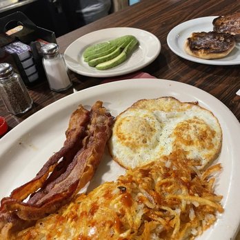 Tracy's Bar & Grill - My perfect breakfast. Bacon & eggs over hard, toasted well English muffin & side of avocado always perfect each time. - Karaoke Near Me - Long Beach, California Tracy's Bar & Grill - My perfect breakfast. Bacon & eggs over hard, toasted well English muffin & side of avocado always perfect each time. - Karaoke Near Me - Long Beach, California