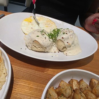 Yolked Kitchen - B&B - Breakfast & Brunch Near Me - Clovis, California
