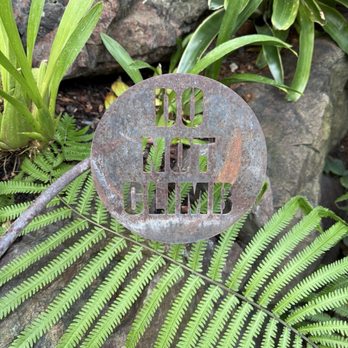 Garfield Park Conservatory - Do not climb on the rocks sign - Parks Near Me - Chicago, Illinois Garfield Park Conservatory - Do not climb on the rocks sign - Parks Near Me - Chicago, Illinois