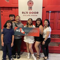 Red Door Escape Room - Photo Wall