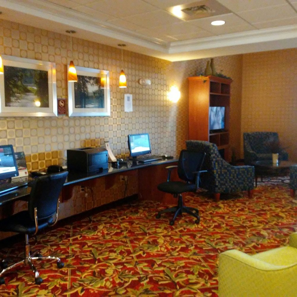 Comfort Suites Hummelstown - Hershey - Hotels Near Me - Hummelstown, Pennsylvania