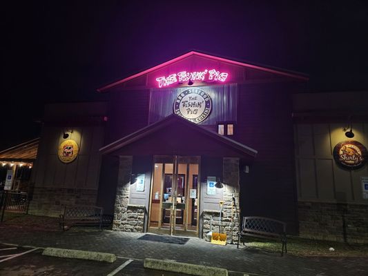 The Fishin' Pig Waynesboro by null