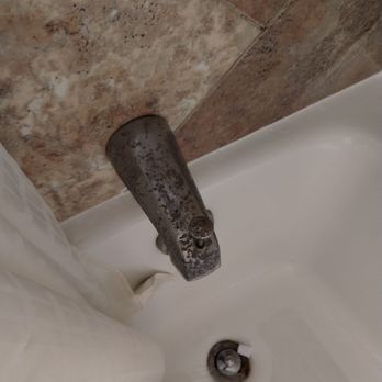 Econo Lodge - Tub spicket rust out - Hotels Near Me - Newton, New Jersey Econo Lodge - Tub spicket rust out - Hotels Near Me - Newton, New Jersey