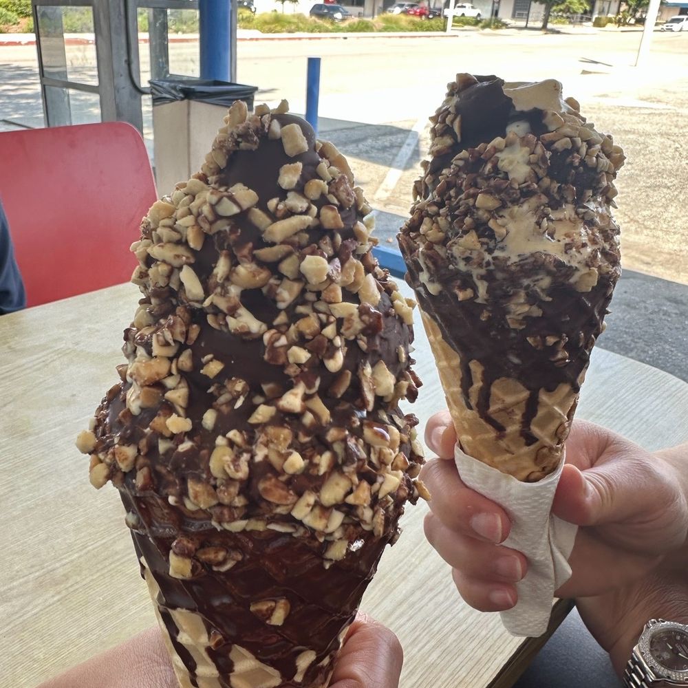 Fosters Freeze - Glendora - Super good hand dipped cone. Have to eat it there cause it melts fast! - Ice Cream & Frozen Yogurt Near Me - Glendora, California Fosters Freeze - Glendora - Super good hand dipped cone. Have to eat it there cause it melts fast! - Ice Cream & Frozen Yogurt Near Me - Glendora, California