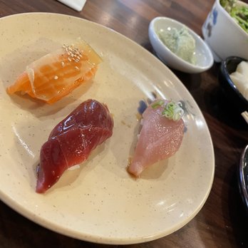 Sasabune Glendale - Lunch special sushi (yellow, tuna, albacore) - Sushi Bars Near Me - Glendale, California Sasabune Glendale - Lunch special sushi (yellow, tuna, albacore) - Sushi Bars Near Me - Glendale, California