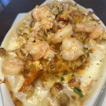 Tom's Watch Bar - Shrimp and lobster Mac and cheese - Sports Bars Near Me - Pittsburgh, Pennsylvania Tom's Watch Bar - Shrimp and lobster Mac and cheese - Sports Bars Near Me - Pittsburgh, Pennsylvania