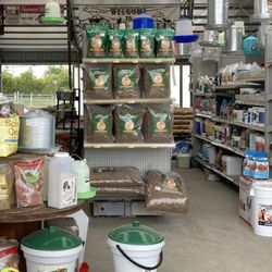 Country Hills Feed