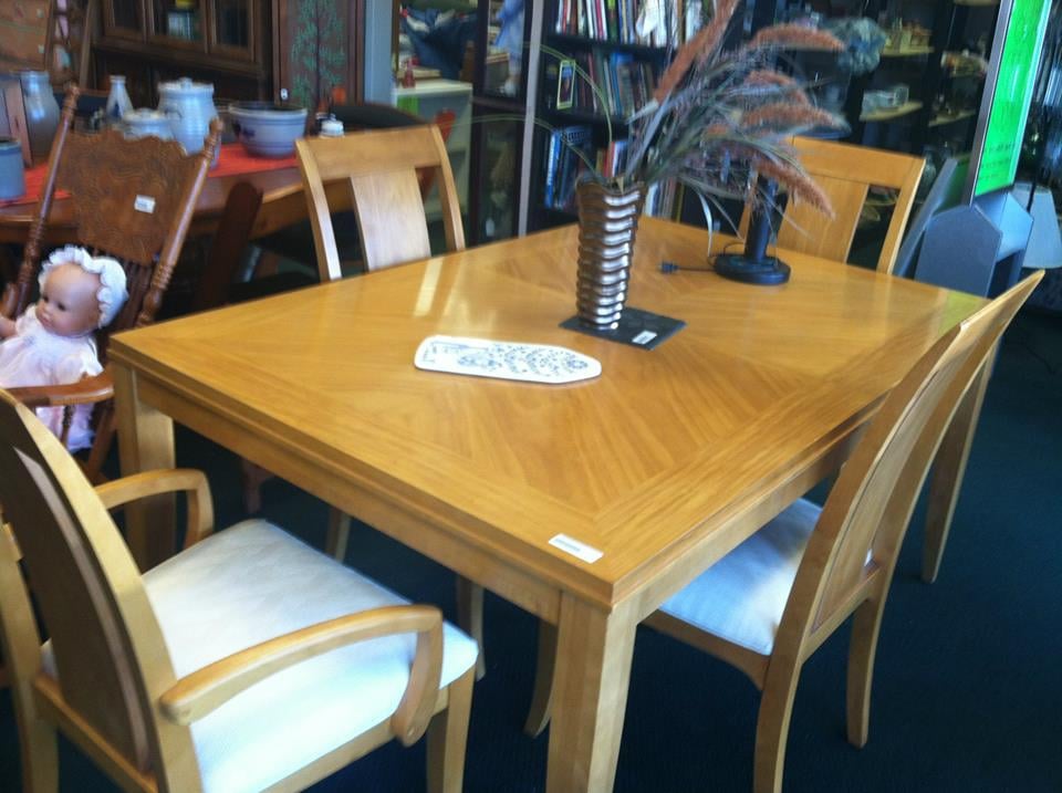 FURNITURE CONSIGNMENT PLUS Updated September 2024 2540 Esplanade