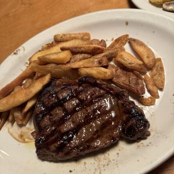 Texas Roadhouse - New York steak - Steakhouses Near Me - Miami, Florida Texas Roadhouse - New York steak - Steakhouses Near Me - Miami, Florida