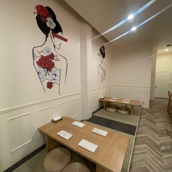 Taz Matcha - Two 4-tops for seating in addition to the bar counter. - Cafes Near Me - Seattle, Washington Taz Matcha - Two 4-tops for seating in addition to the bar counter. - Cafes Near Me - Seattle, Washington