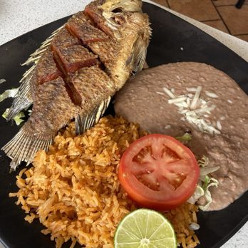 El Rinconsito - Everett - Pescado Mojarra Frita (Fried Tilapia) - Mexican Near Me - Everett, Washington