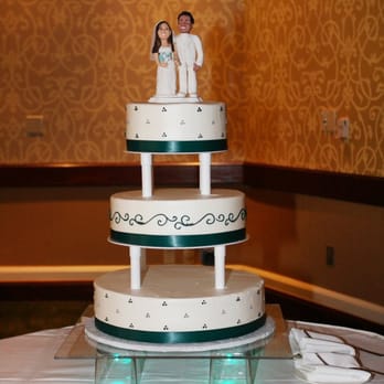I Do Wedding Cakes - Our gorgeous cake, created by I Do Wedding Cakes! - Bakeries Near Me - Morgan Hill, California