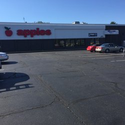 Apples Grocery Store