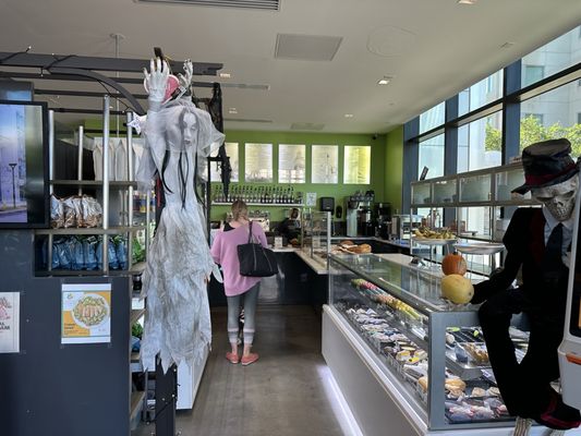 Saveurs Du Monde Cafe WestEdge by null