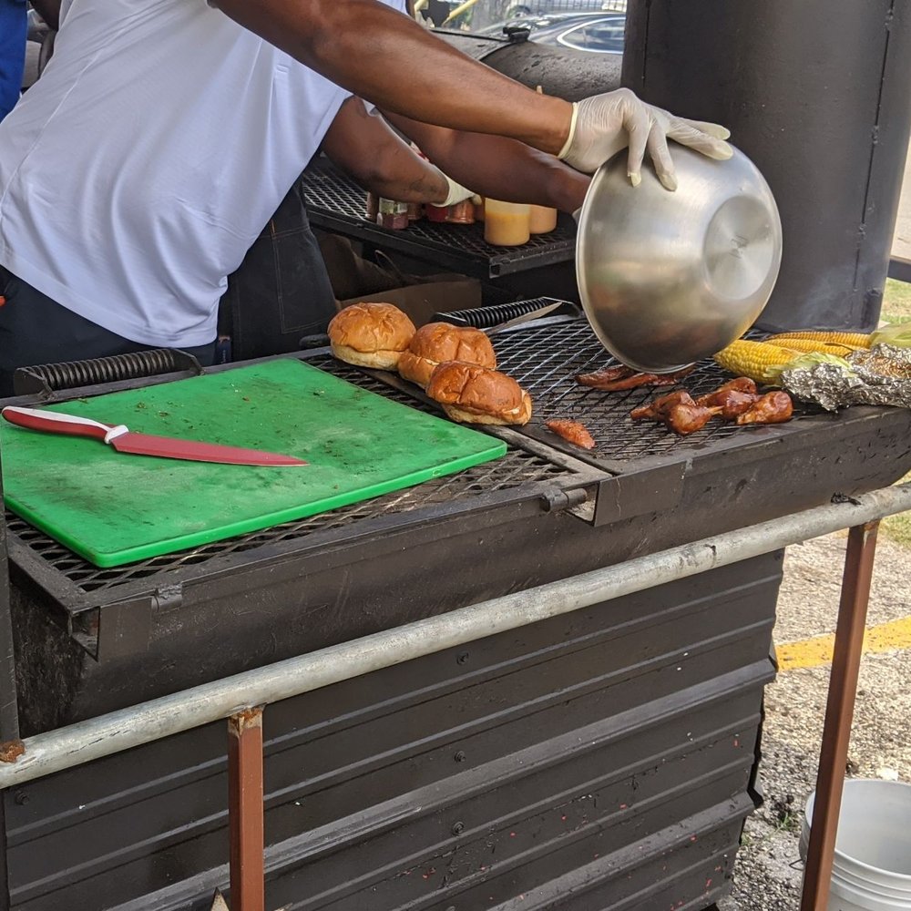 Houston Sauce Pit - The grill - Vegan Near Me - Houston, Texas