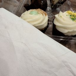 Cupcakes and the baker's hair