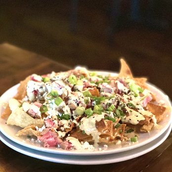 Roosevelt's - Ahi tuna nachos - Gastropubs Near Me - Tulsa, Oklahoma