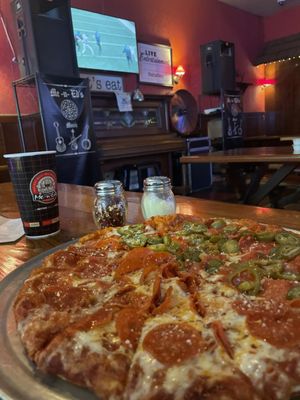 Me-n-Ed's Pizza Parlor by null
