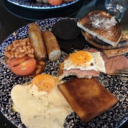 Lloyd's No 1 Wetherspoons - Scottish breakfast-eggs, sausage, ham, black pudding (pigs blood with oats), beans, toast, roasted tomato, expresso- I'm ready!