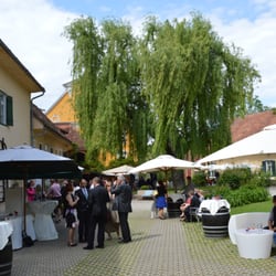 Schloß Gamlitz - courtyard for reception