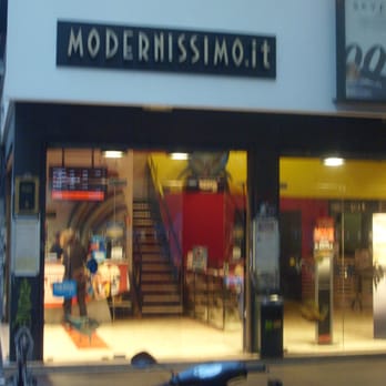 Multicinema Modernissimo - Cinema Near Me - Naples, NA