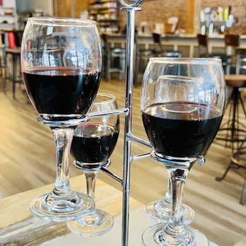 Wine Society - Wine Bars Near Me - Tarpon Springs, Florida