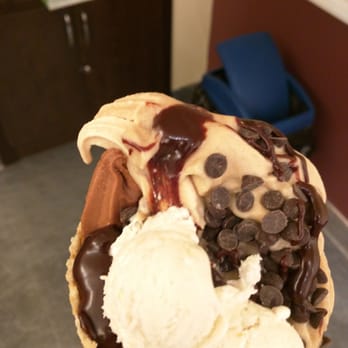 Yoga-urt - vegan coco whip, chocolate syrup, chocolate chips, salted caramel yogurt, chocolate yogurt, peanut butter yogurt - Ice Cream & Frozen Yogurt Near Me - Glendale, California