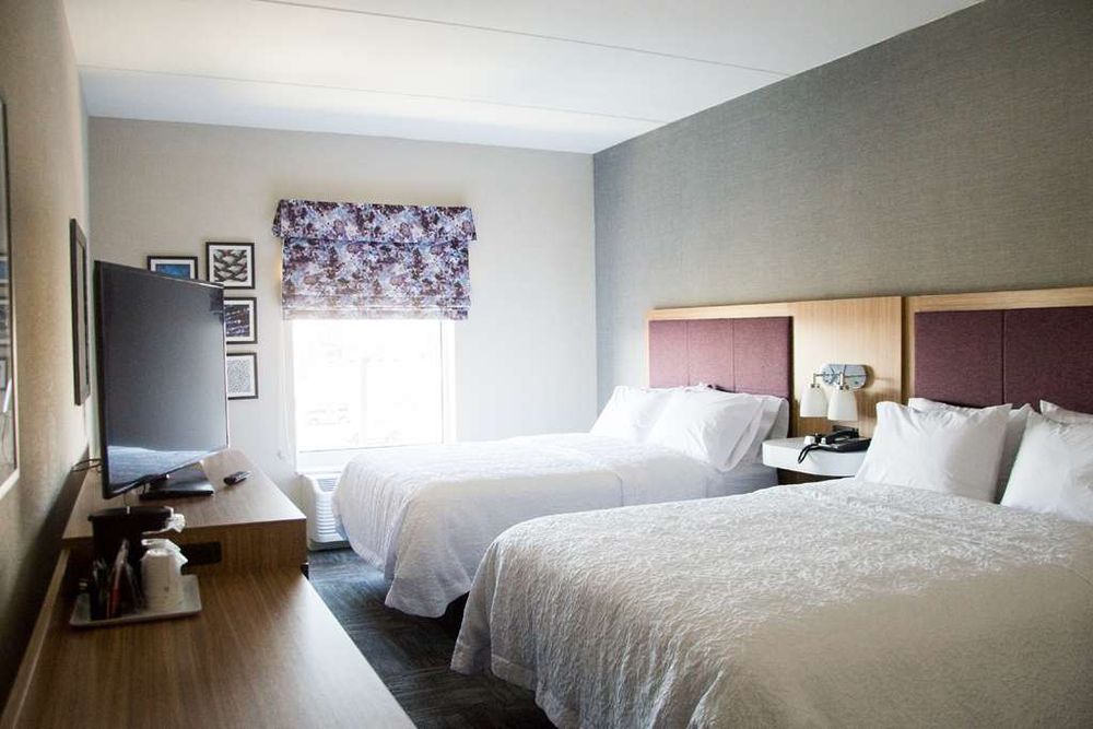 Hampton Inn & Suites Warrington Horsham