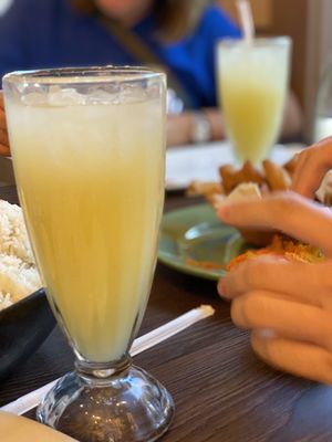 Max's Restaurant, Cuisine of the Philippines by null