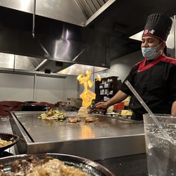 Kumo Hibachi & Sushi - Andy is the man! He's so cool!