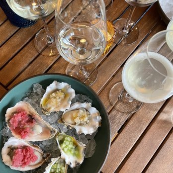 Coquine - Oysters with wine pairings - New American Near Me - Portland, Oregon