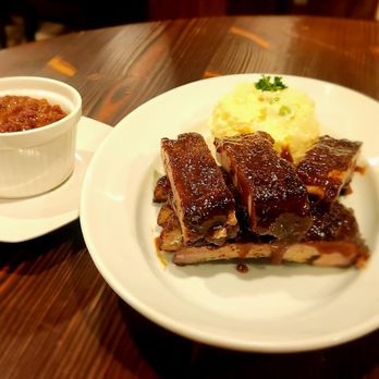 Roasted Breadfruit Smokehouse and Grill - a plate of food - Smokehouse Near Me - Wharton, New Jersey