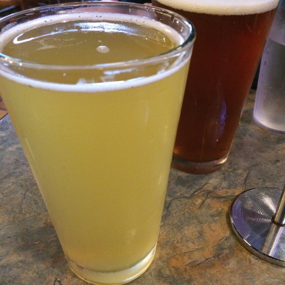 Bobby G's Pizzeria - $1 off beers during Happy Hour (4-7pm) - Pizza Near Me - Berkeley, California