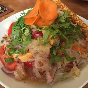 Kamala Thai Imbiss - Meeresfrüchtesalat mit glasnudeln - Thai Near Me - Vienna, 9 Kamala Thai Imbiss - Meeresfrüchtesalat mit glasnudeln - Thai Near Me - Vienna, 9