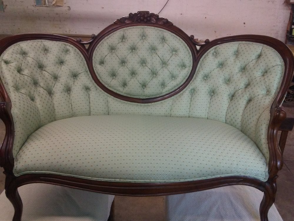 WALKER UPHOLSTERY SHOP Updated July 2024 12 Photos 716 Middle St