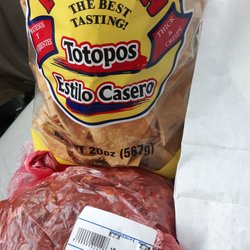Los Amigos Meat Market - Waayyy overpriced meat and chips.