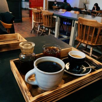 Hawthorne Coffee Roasters - The Flight - Coffee Roasteries Near Me - Milwaukee, Wisconsin