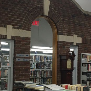 Booth & Dimock Memorial Library - Reminds me of England - Libraries Near Me - Coventry, Connecticut