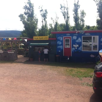 Frog Pond Cafe - Coffee & Tea Near Me - Chéticamp, Nova Scotia
