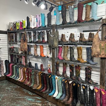 Boot Junky - Shoe Stores Near Me - Scottsdale, Arizona Boot Junky - Shoe Stores Near Me - Scottsdale, Arizona