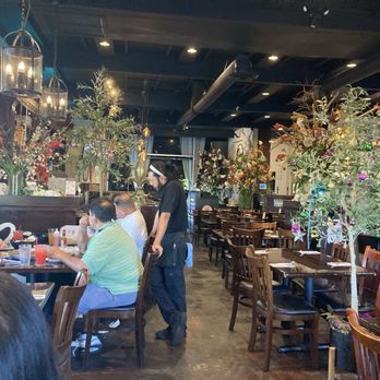 Roux Seafood Kitchen - Inside - Seafood Near Me - Huntington Beach, California Roux Seafood Kitchen - Inside - Seafood Near Me - Huntington Beach, California