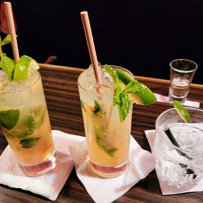 Festa Wine & Cocktail Lounge - Karaoke by null